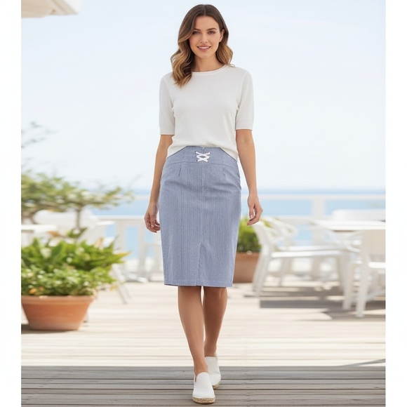 New York & Co Pencil Skirt Wmn's 18 Blue White Striped Seersucker Nautical - Picture 3 of 16